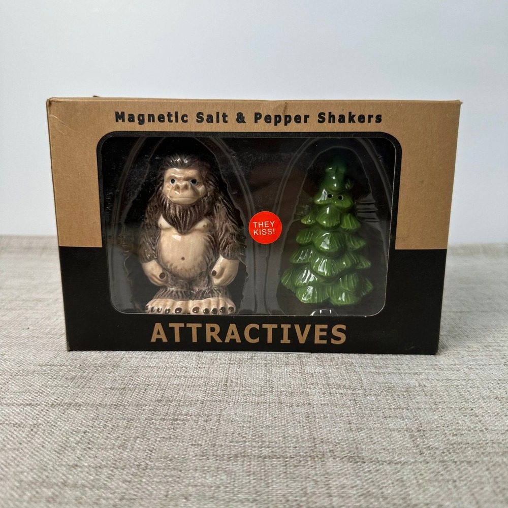 Pacific Giftware Bigfoot Tree Magnetic Salt Pepper Shakers NIB
